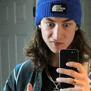 Meet your Posher, Ethan